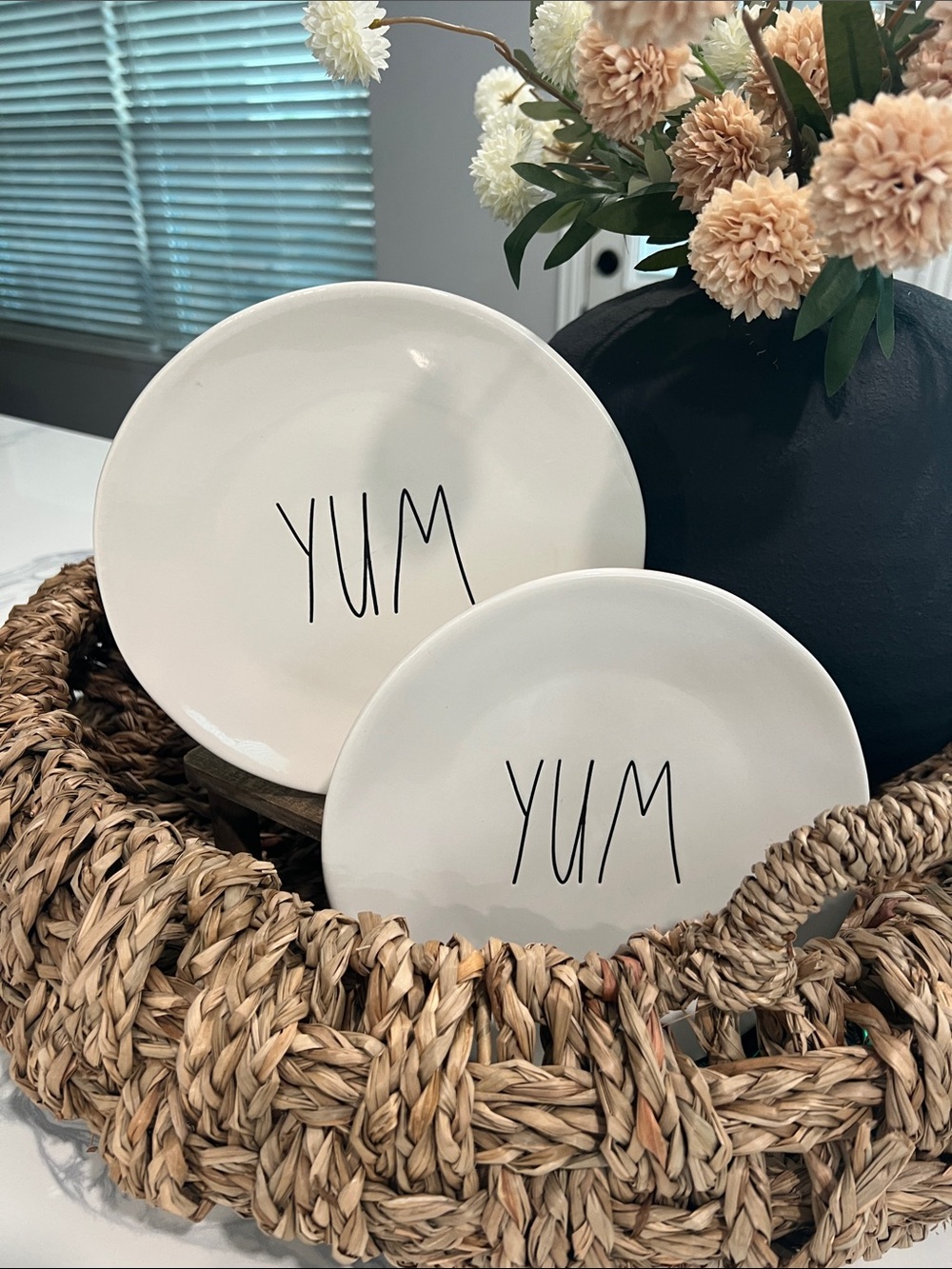 Rae Dunn 2pc YUM Plates.